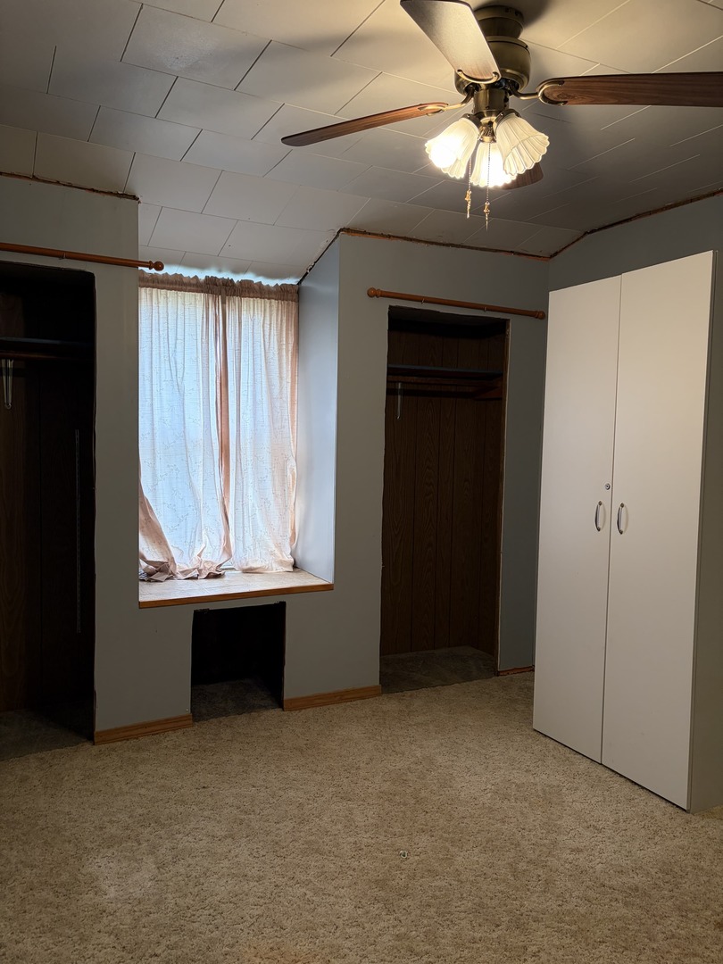 905 East North Street Pontiac, IL 61764 - Photo 9 of 12
