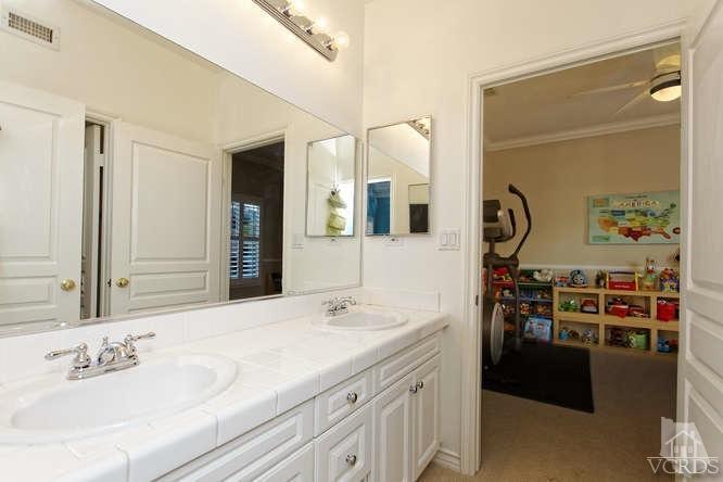 262 Chantilly Circle Simi Valley, CA 93065 - Photo 38 of 66 Additional Photo