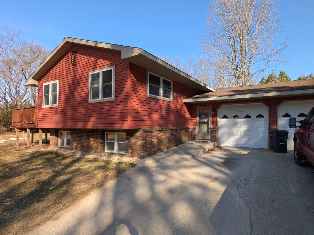 770 West Wilke Road Rothbury, MI 49452 - Photo 3 of 20 11
