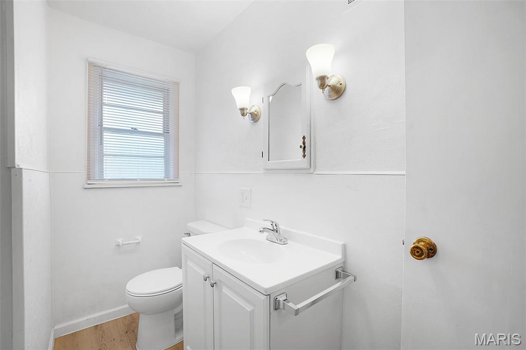 316 Harding Avenue Maryland Heights, MO 63043 - Photo 13 of 25