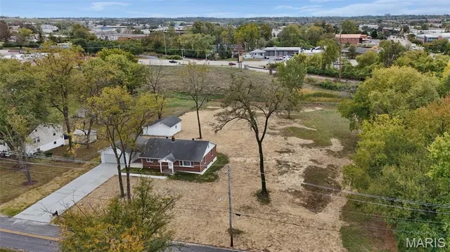 $360,000 | 316 Harding Avenue, Maryland Heights, MO 63043