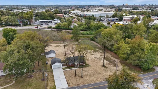 $360,000 | 316 Harding Avenue, Maryland Heights, MO 63043