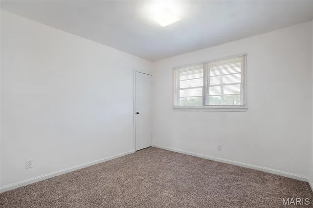 $360,000 | 316 Harding Avenue, Maryland Heights, MO 63043