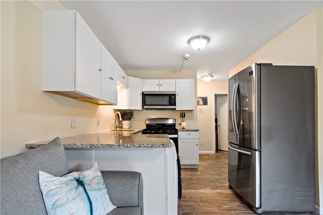 3940 Post Road, Unit 30 Warwick, RI 02886 - Photo 6 of 19