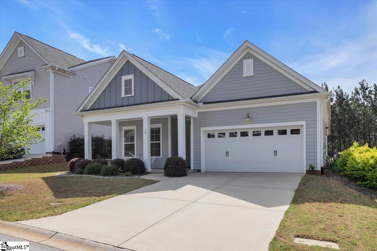 19 Moray Place Simpsonville, SC 29681 - Photo 5 of 43