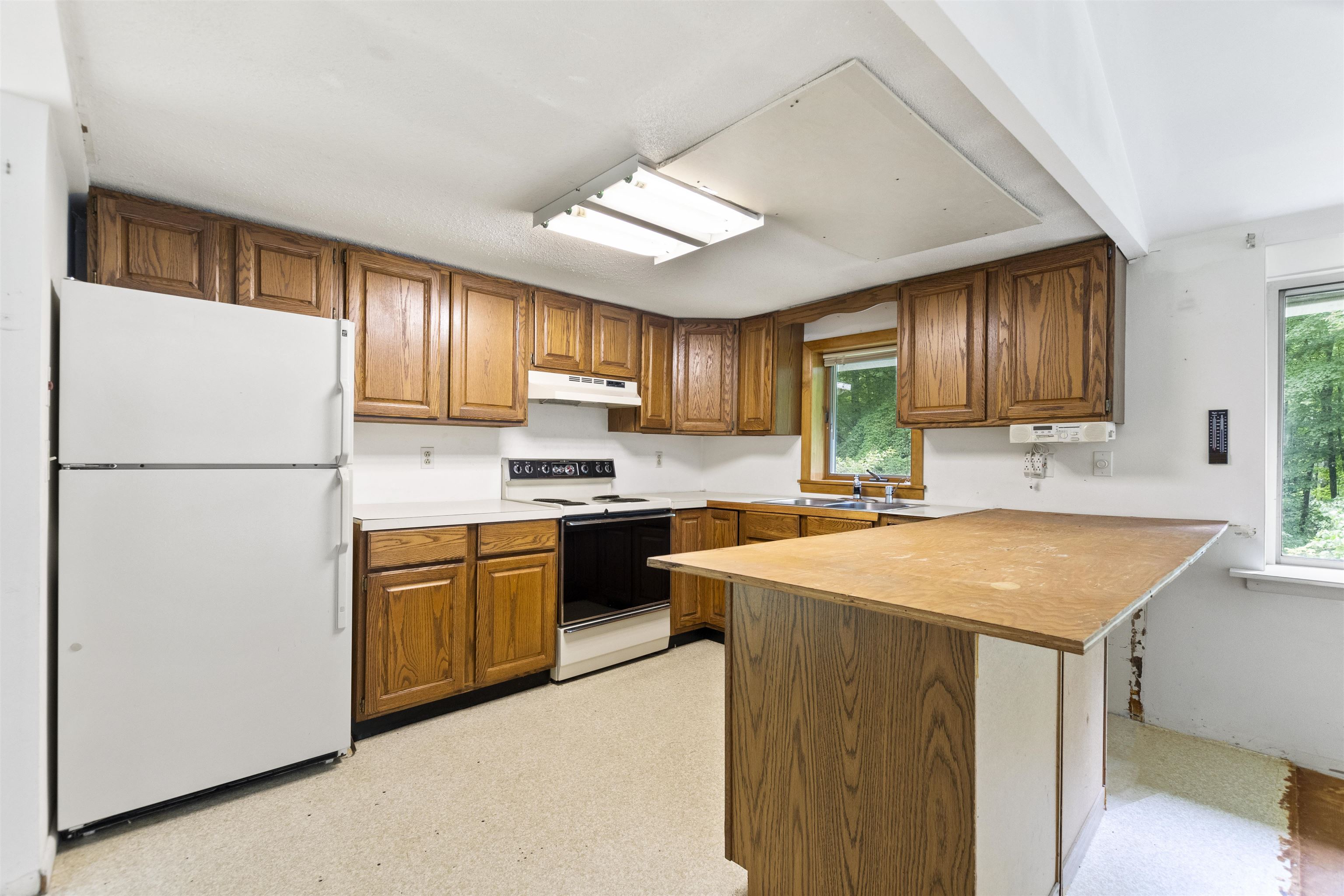 1729 Old West Road Arlington, VT 05250 - Photo 15 of 40 Gallery Image 15