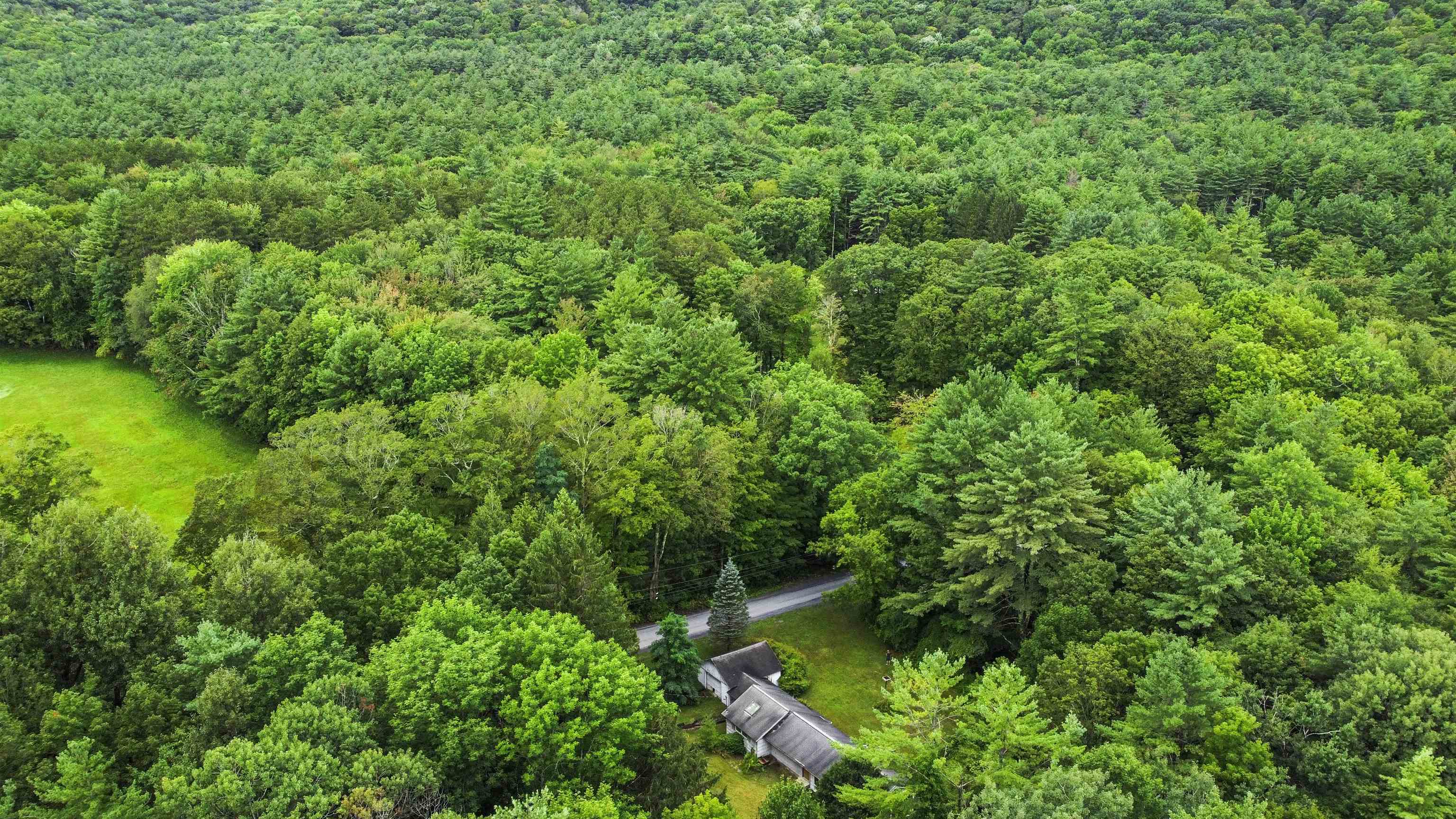 1729 Old West Road Arlington, VT 05250 - Photo 39 of 40 Gallery Image 39
