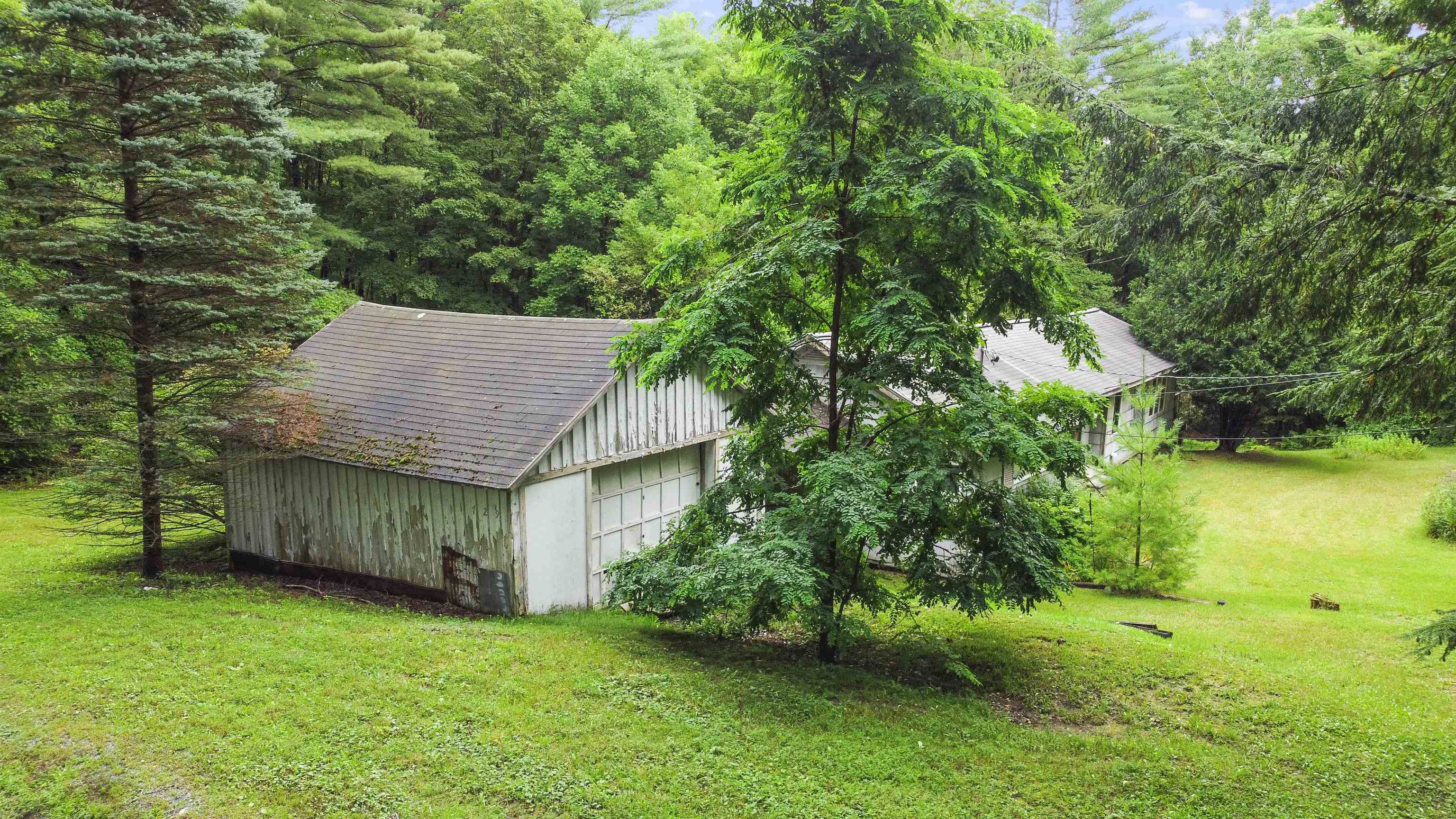 1729 Old West Road Arlington, VT 05250 - Photo 8 of 40 Gallery Image 8