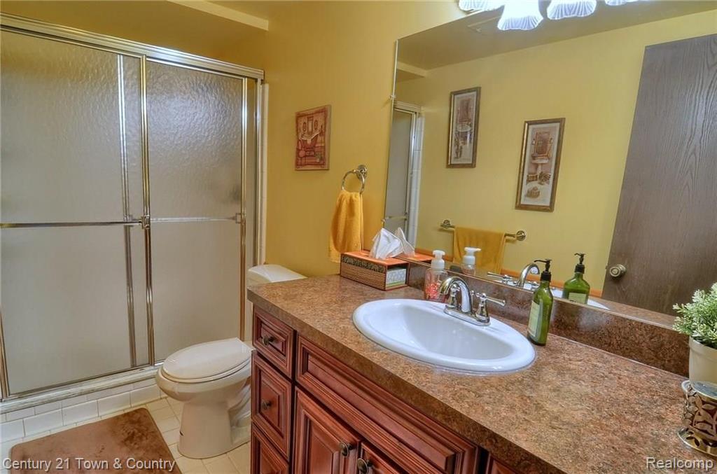 69 Rose Brier Drive Rochester Hills, MI 48309 - Photo 23 of 27