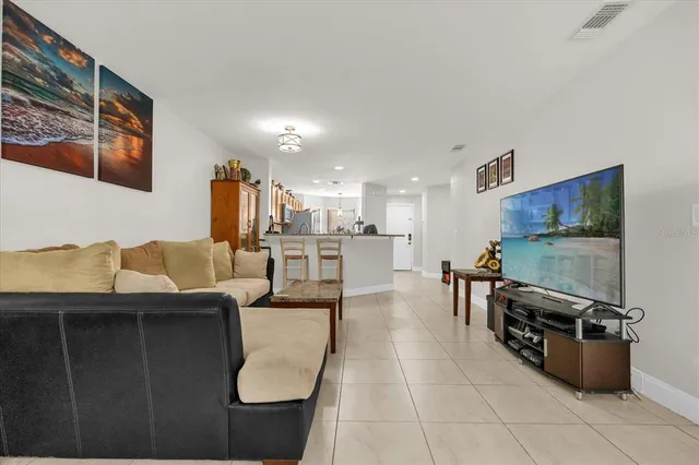 $284,000 | 7421 Sugar Bend Drive, Unit 7421, Orlando, FL 32819