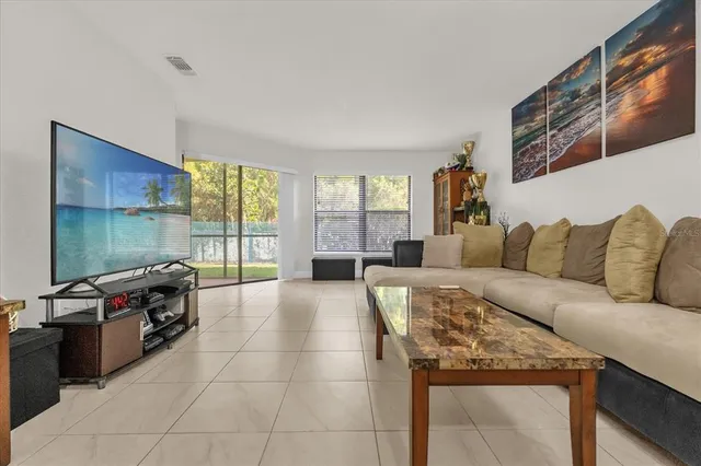 $284,000 | 7421 Sugar Bend Drive, Unit 7421, Orlando, FL 32819