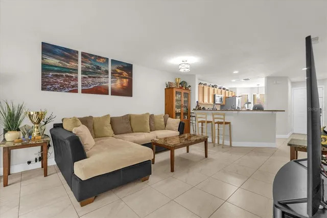 $284,000 | 7421 Sugar Bend Drive, Unit 7421, Orlando, FL 32819