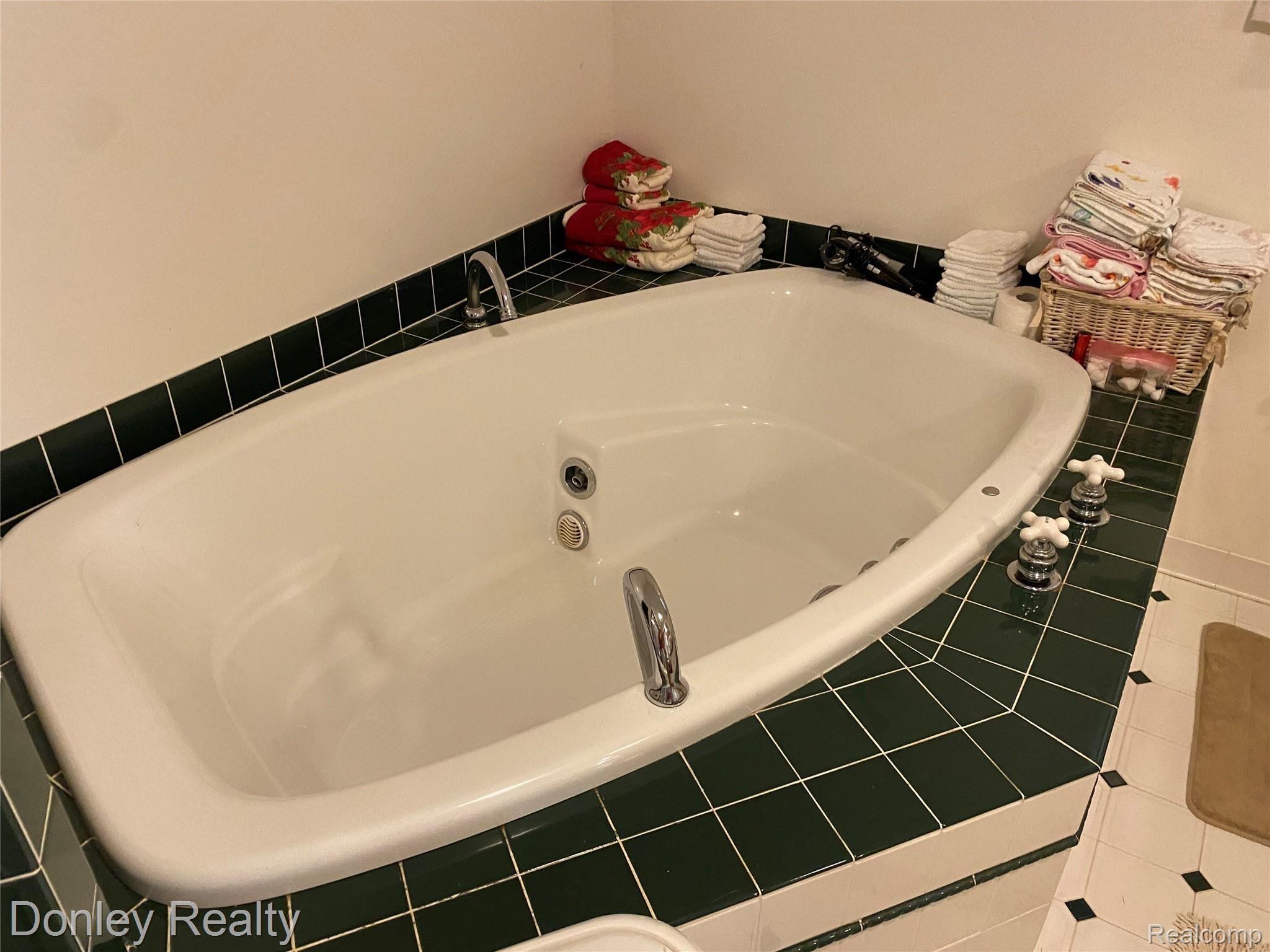 5750 West Marlette Road Marlette, MI 48453 - Photo 31 of 45 IMG_1471.JPG