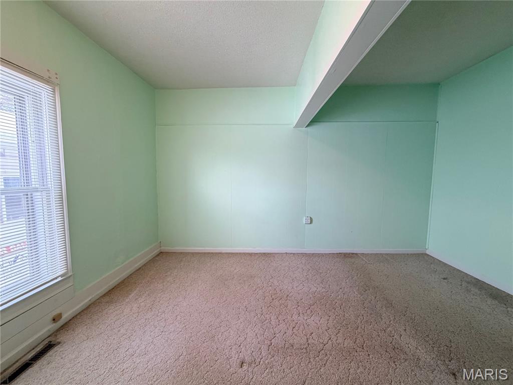 302 South O'Bannon Street Raymond, IL 62560 - Photo 21 of 28