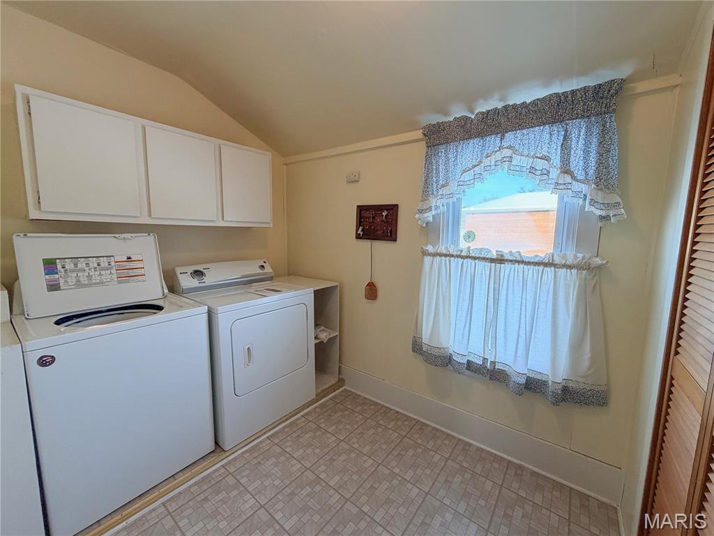 302 South O'Bannon Street Raymond, IL 62560 - Photo 24 of 28