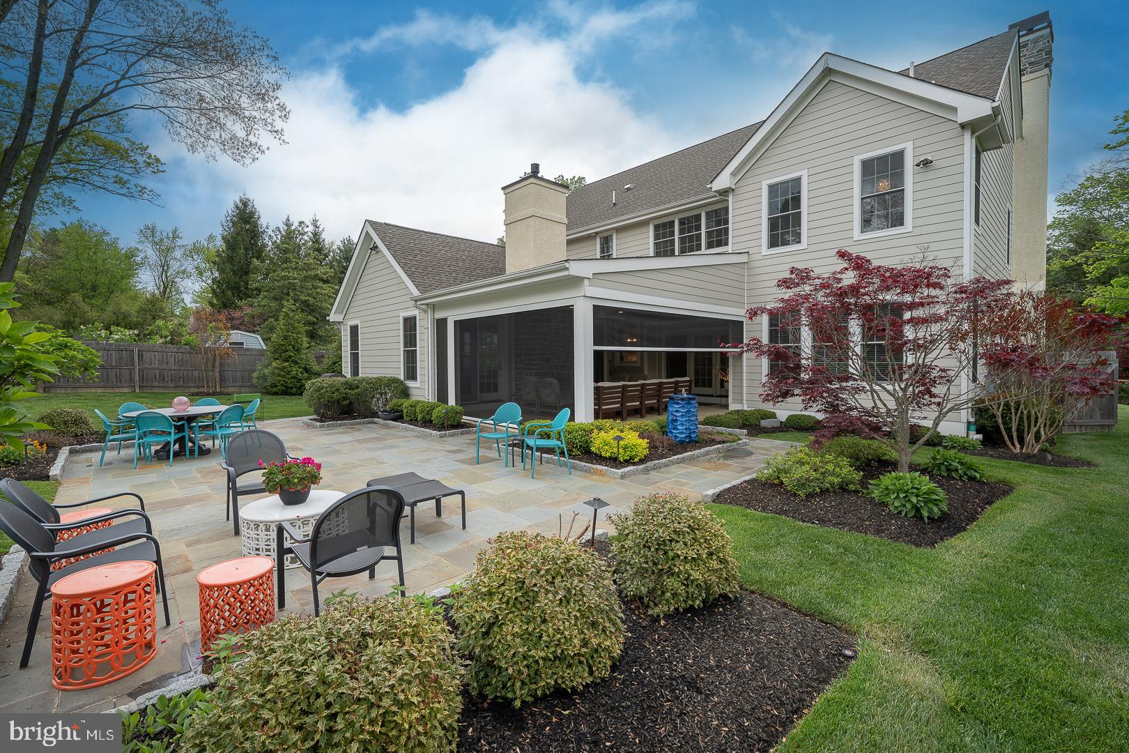 792 North Wayne Avenue Wayne, PA 19087 - Photo 37 of 53 Wet Laid Bluestone Patio with Gas BBQ