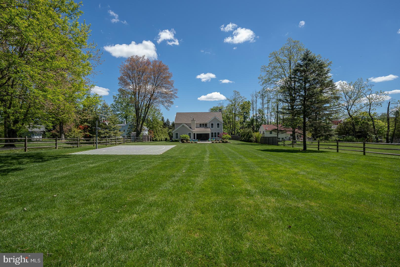 792 North Wayne Avenue Wayne, PA 19087 - Photo 39 of 53 Beautifully landscaped property!
