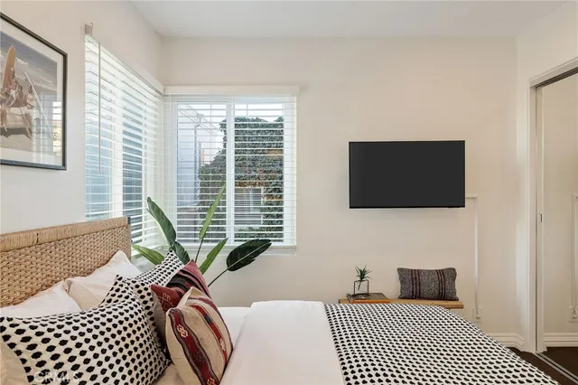 $23,000 | 229 23rd Street, Manhattan Beach, CA 90266