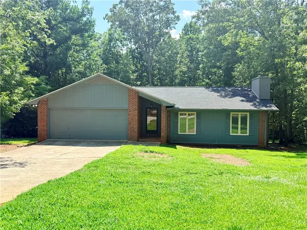 $295,000 | 412 Hartwell Drive, Seneca, SC 29672