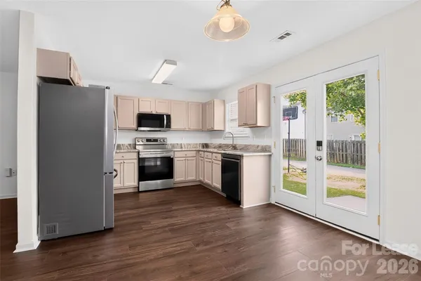 $1,980 | 3928 Glory Street, Charlotte, NC 28206