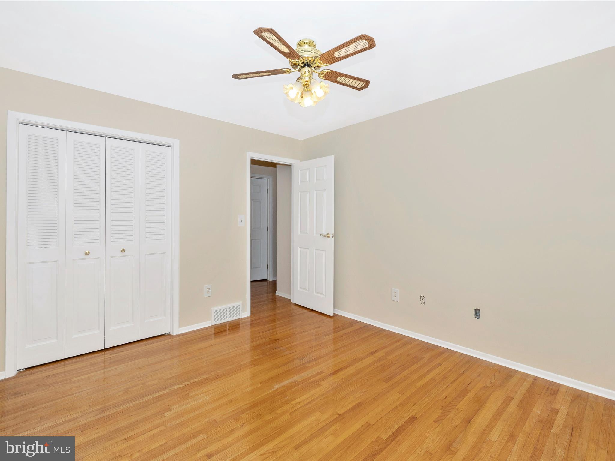 25204 Frederick Road Clarksburg, MD 20871 - Photo 31 of 58 a view of an empty room
