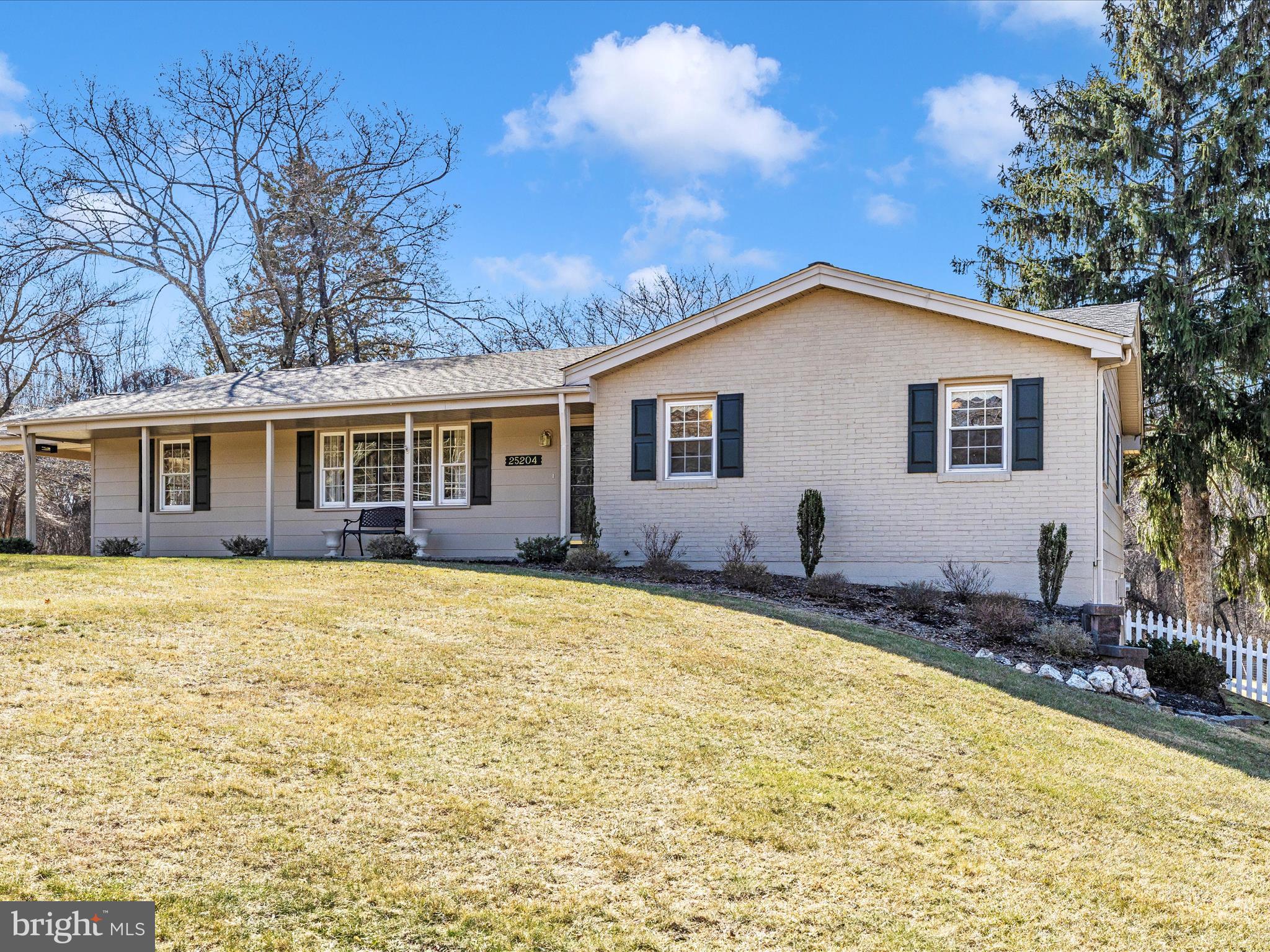 25204 Frederick Road Clarksburg, MD 20871 - Photo 50 of 58 Exterior Front