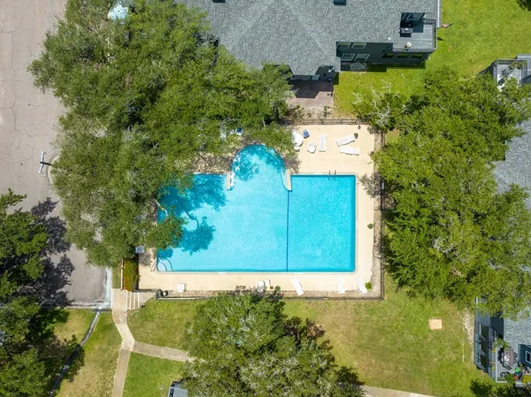 $210,000 | 210 Oak Bay Street, Unit 1102, Rockport, TX 78382