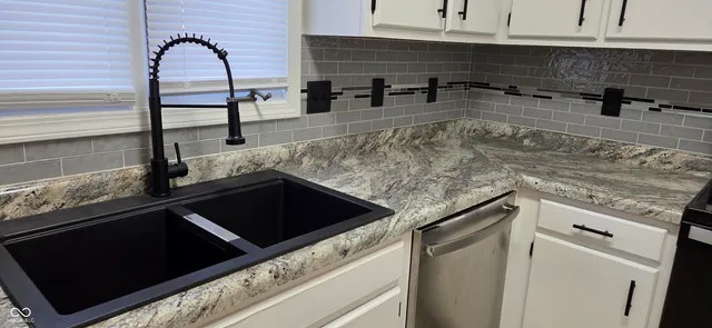 $255,000 | 1655 Countryside Drive, Indianapolis, IN 46231