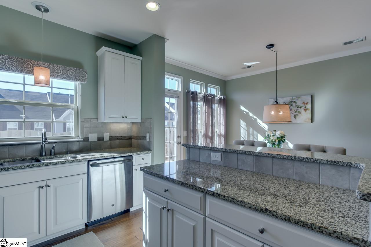 424 Christiane Way Greenville, SC 29607 - Photo 12 of 23 Gallery Image 12