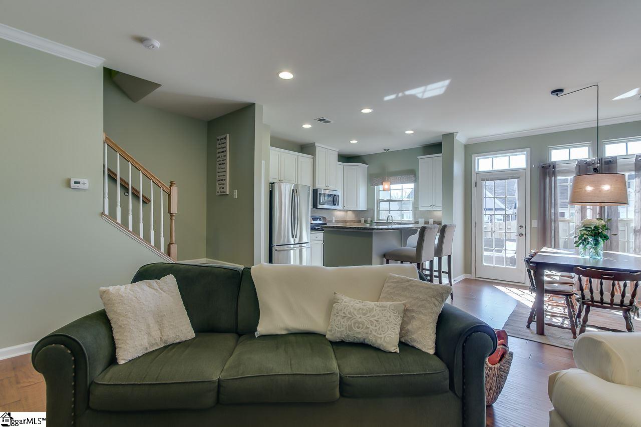 424 Christiane Way Greenville, SC 29607 - Photo 13 of 23 Gallery Image 13