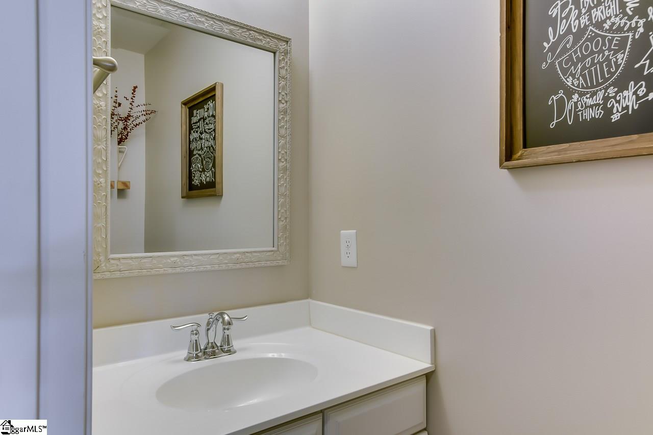 424 Christiane Way Greenville, SC 29607 - Photo 4 of 23 Gallery Image 4