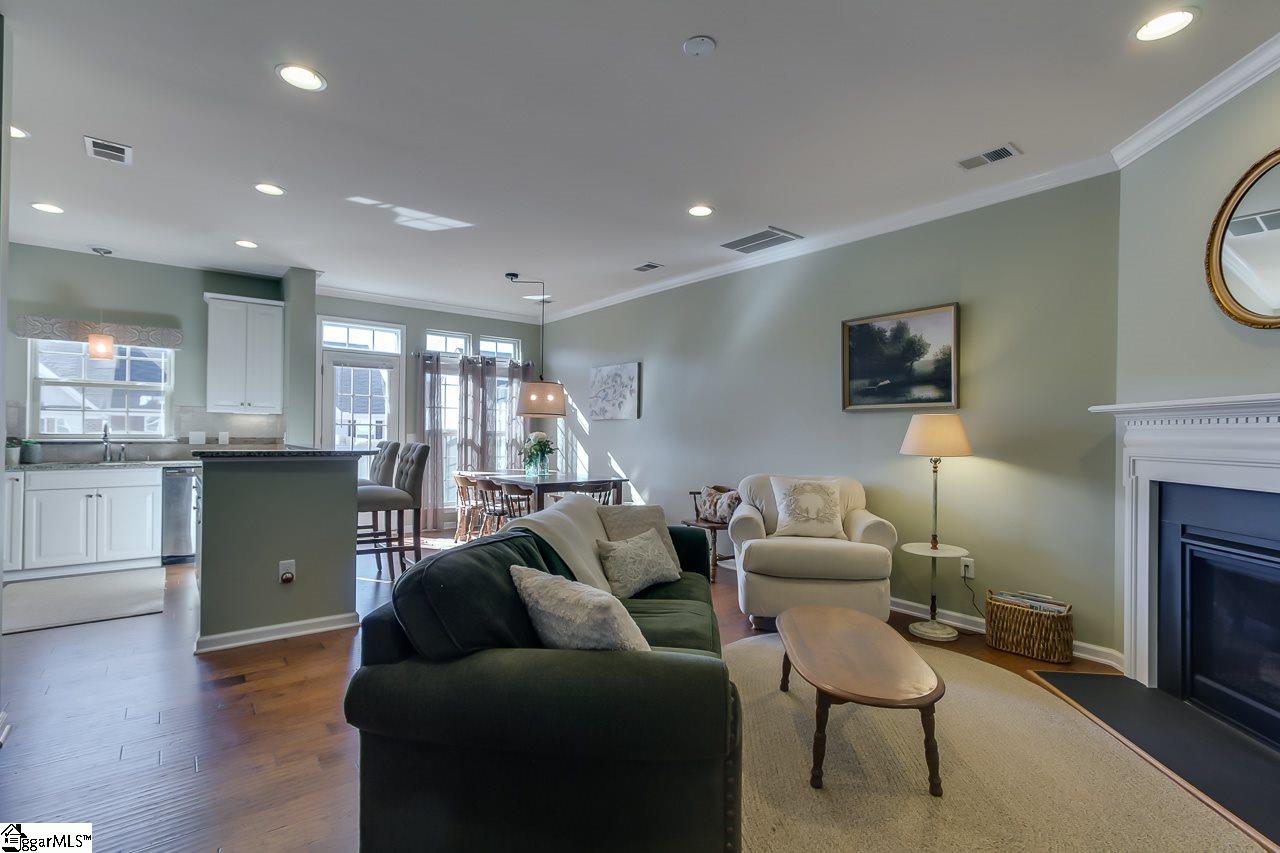 424 Christiane Way Greenville, SC 29607 - Photo 6 of 23 Gallery Image 6