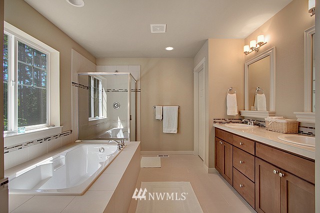 3528 232nd Street Southeast Bothell, WA 98021 - Photo 11 of 15