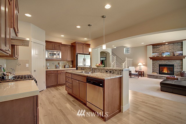 3528 232nd Street Southeast Bothell, WA 98021 - Photo 3 of 15