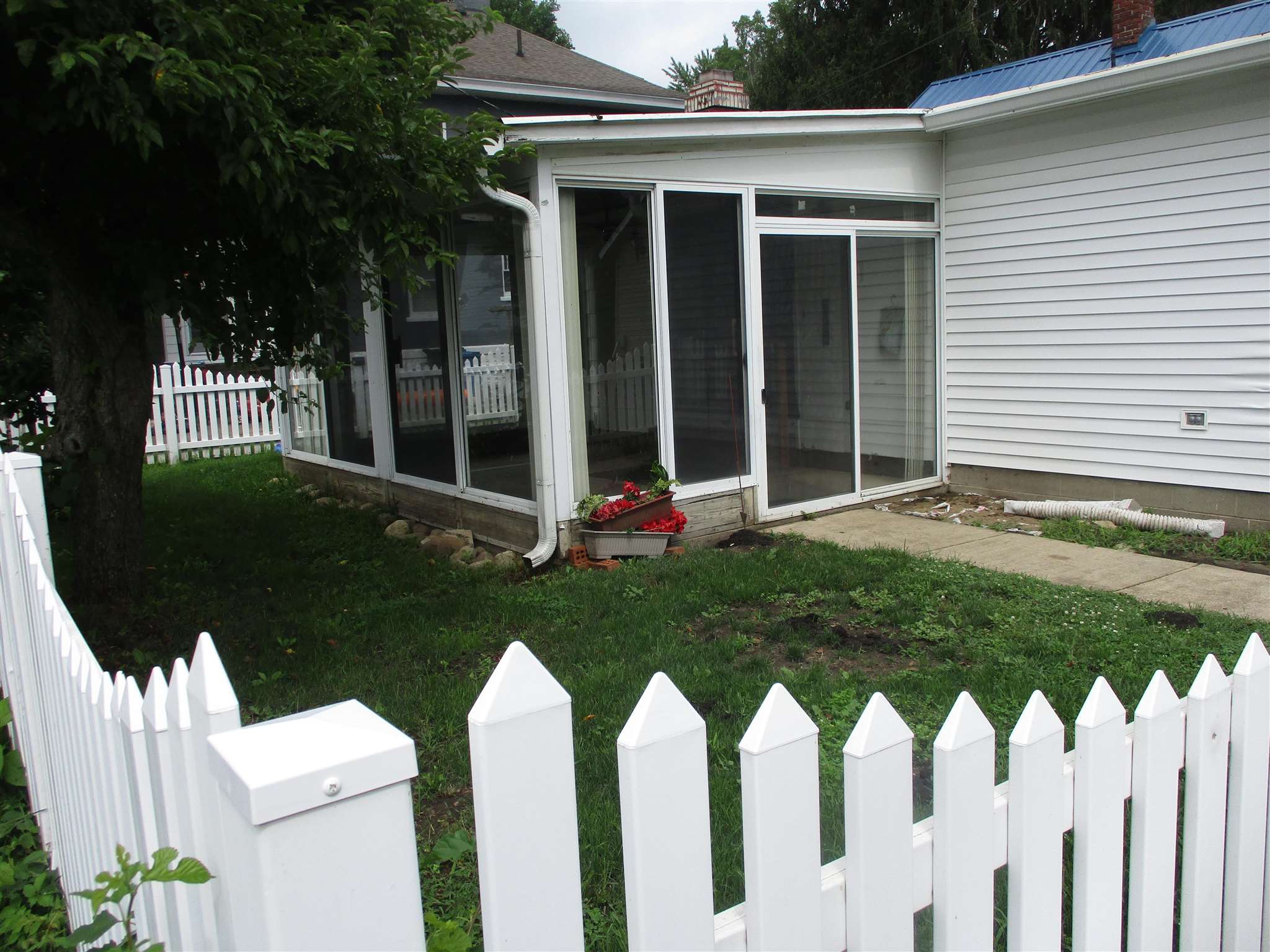 121 West 3rd Street Rochester, IN 46975 - Photo 11 of 11 Gallery Image 11
