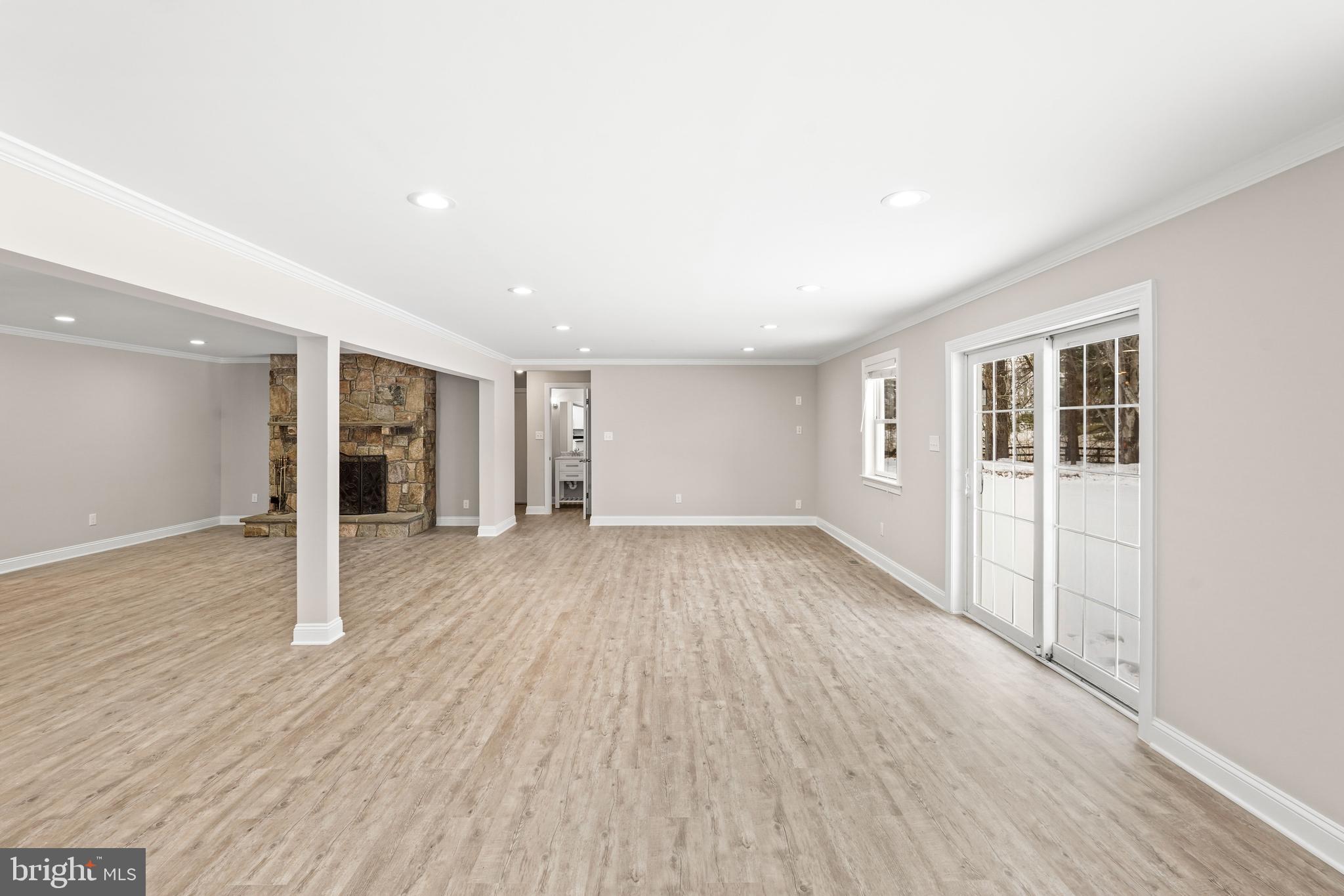 3415 Jennings Chapel Road Woodbine, MD 21797 - Photo 12 of 54 Living Room