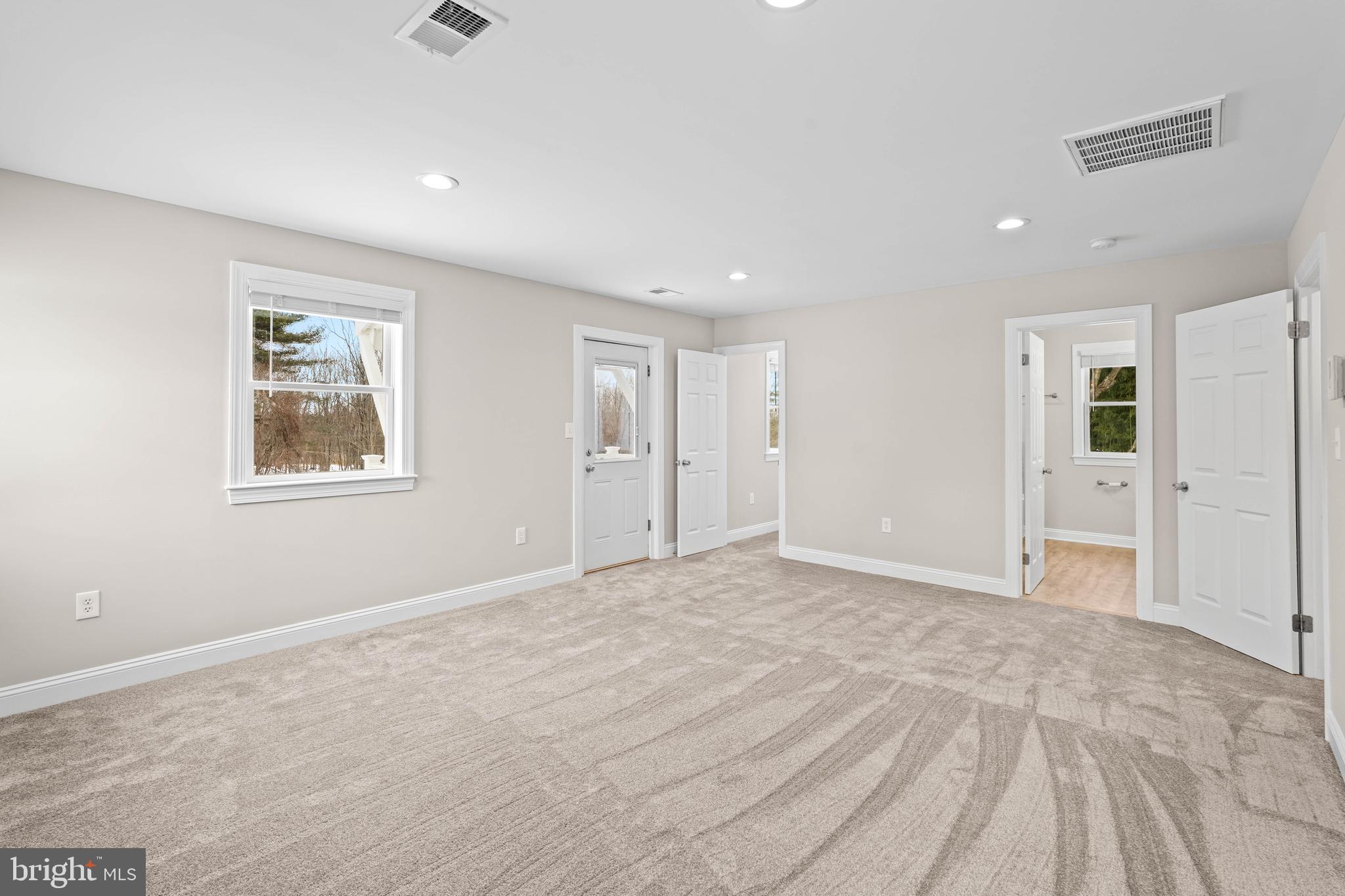 3415 Jennings Chapel Road Woodbine, MD 21797 - Photo 22 of 54 Primary Bedroom