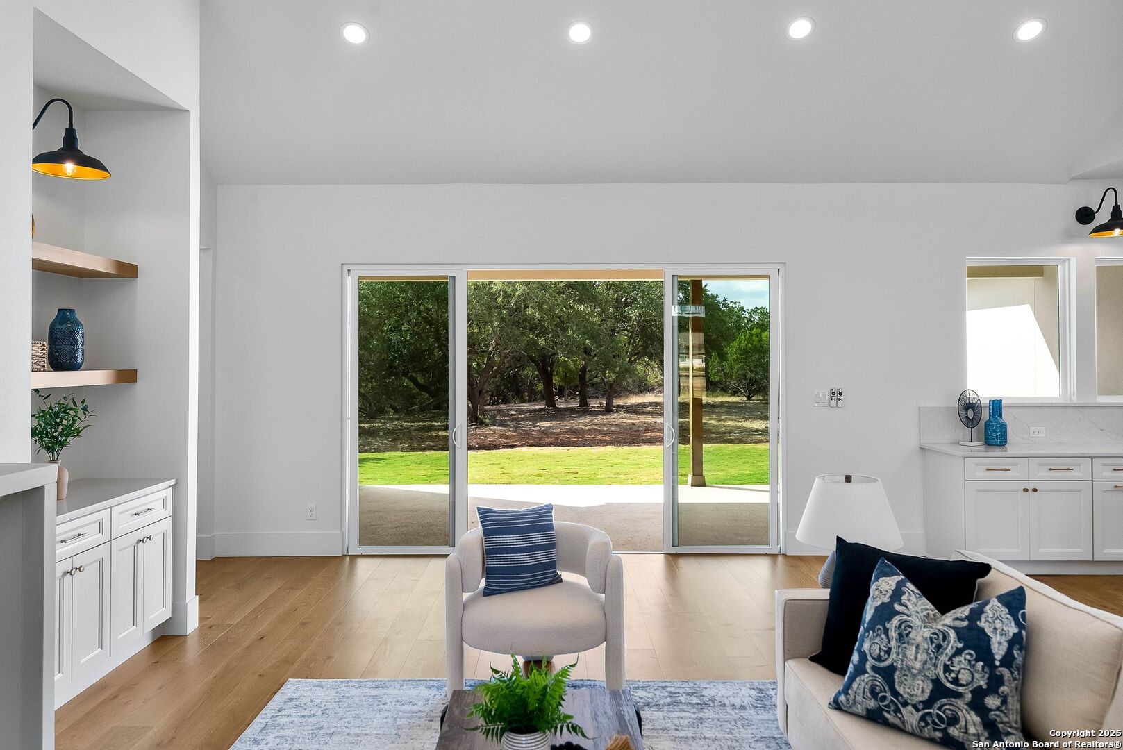 456 Rio Azul Drive Pipe Creek, TX 78063 - Photo 14 of 56