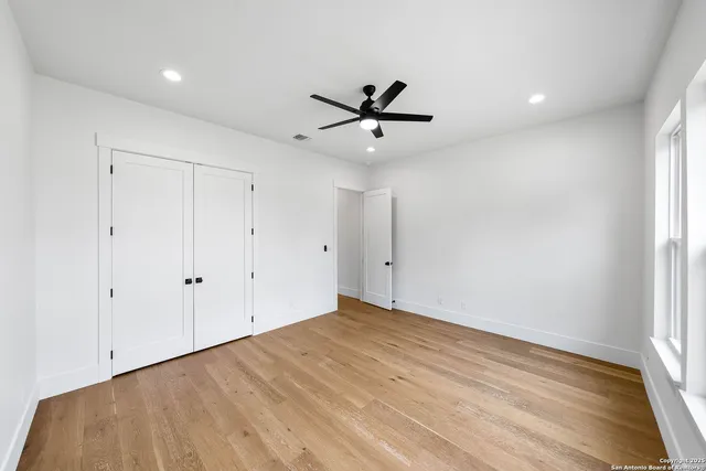 $818,000 | 456 Rio Azul Drive, Pipe Creek, TX 78063