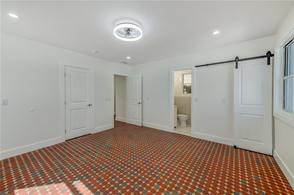 16245 Gulf Boulevard Redington Beach, FL 33708 - Photo 26 of 30 a view of an empty room