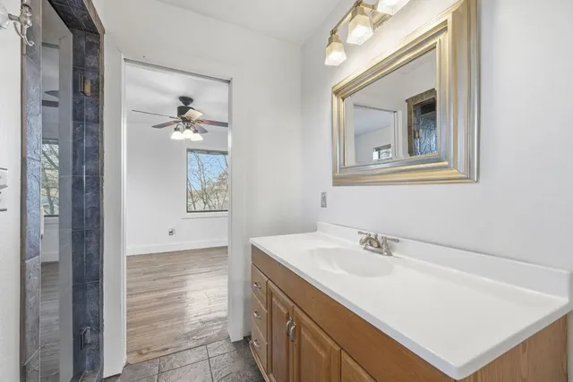 $950,000 | 111 East 2nd Street, Georgetown, TX 78626