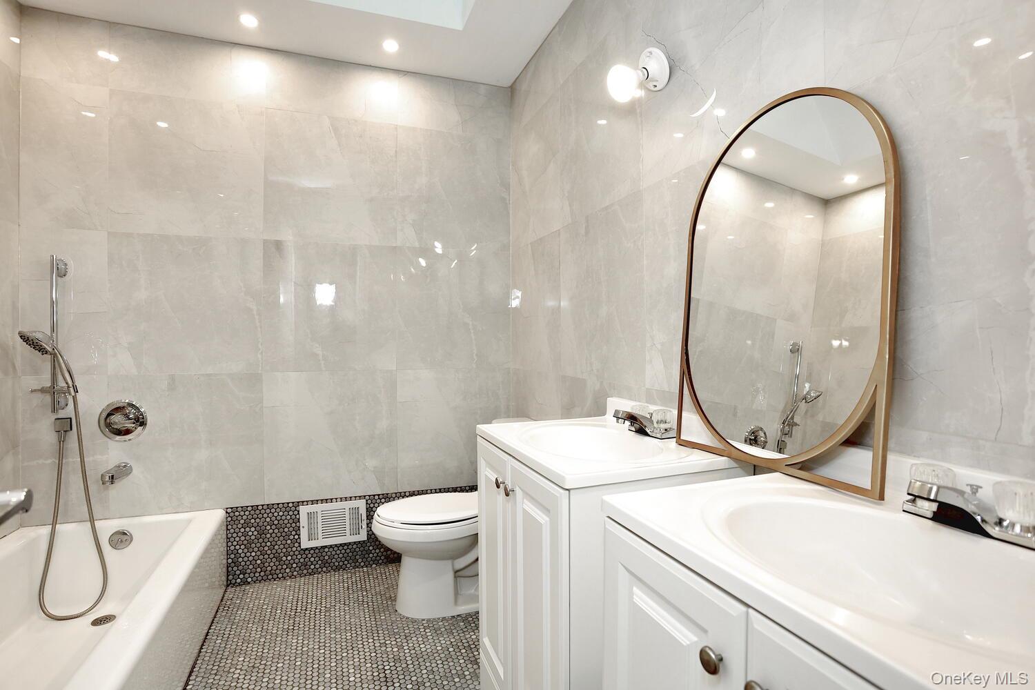272 Quaker Road Pomona, NY 10970 - Photo 20 of 45