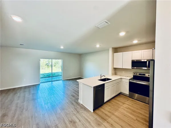 $1,750 | 8471 Everly Preserve Drive, Lehigh Acres, FL 33971