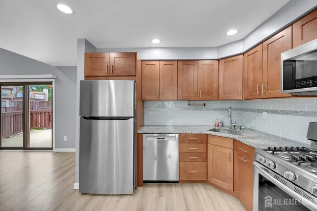 $524,900 | 96 Diamond Lane, Old Bridge, NJ 08857