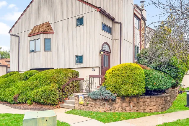 $524,900 | 96 Diamond Lane, Old Bridge, NJ 08857