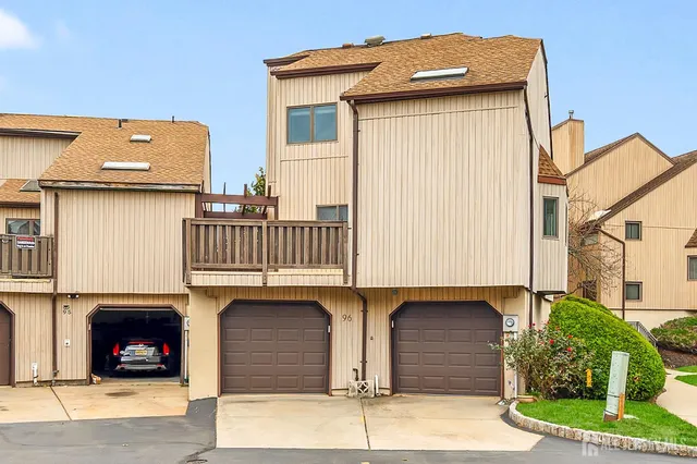 $524,900 | 96 Diamond Lane, Old Bridge, NJ 08857