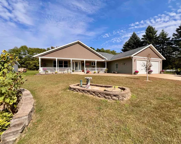 $629,500 | E11220 Birnam Woods, Baraboo, WI 53913