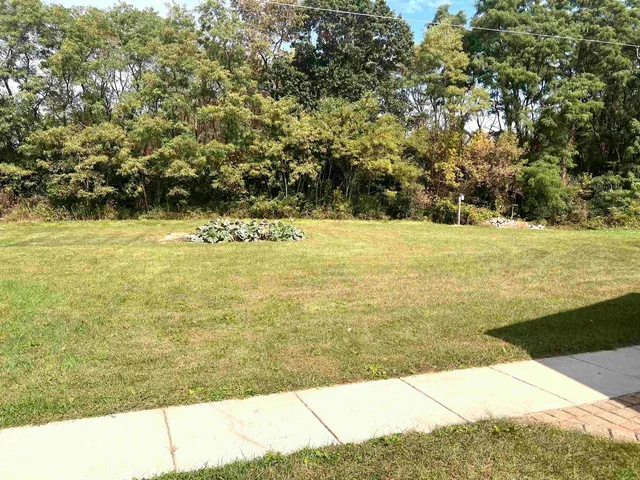 $629,500 | E11220 Birnam Woods, Baraboo, WI 53913