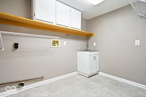 $499,000 | 6525 Manchester Drive, Fishers, IN 46038