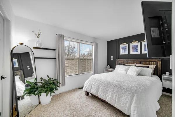 $249,900 | 8822 St James Place, Highland, IN 46322